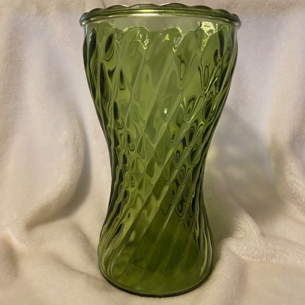 Vintage ~ Diamond Pattern Vase ~ Green Glass ~ Scalloped Top Edge ~ 8" Tall